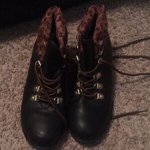 Target Ankle black boots w/ leopard print size 4
